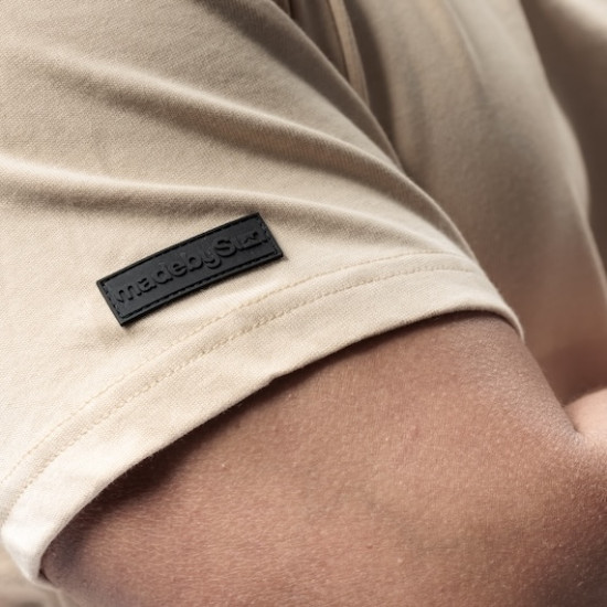 厚磅品牌膠章素T-Shirt 沙色