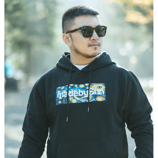 梵谷露營帽T 黑色